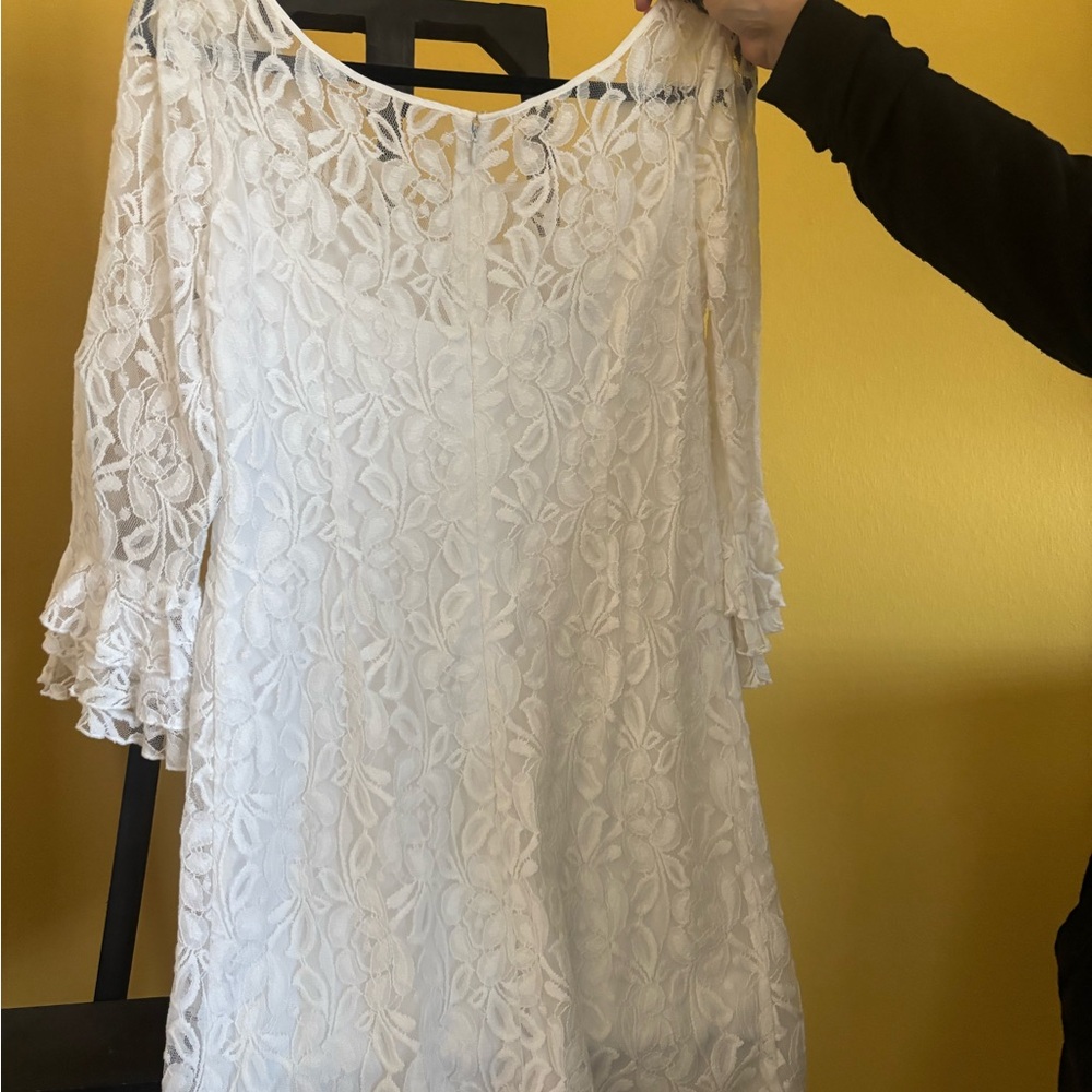 Elegant White Lace Mini Dress